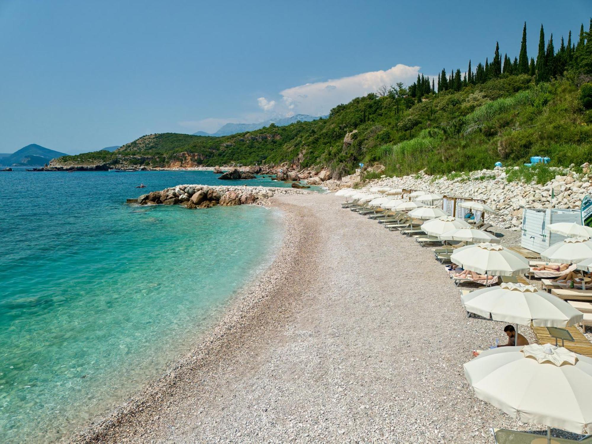 Ananti Resort, Residences & Beach Club - The Leading Hotels Of The World Sveti Stefan Esterno foto