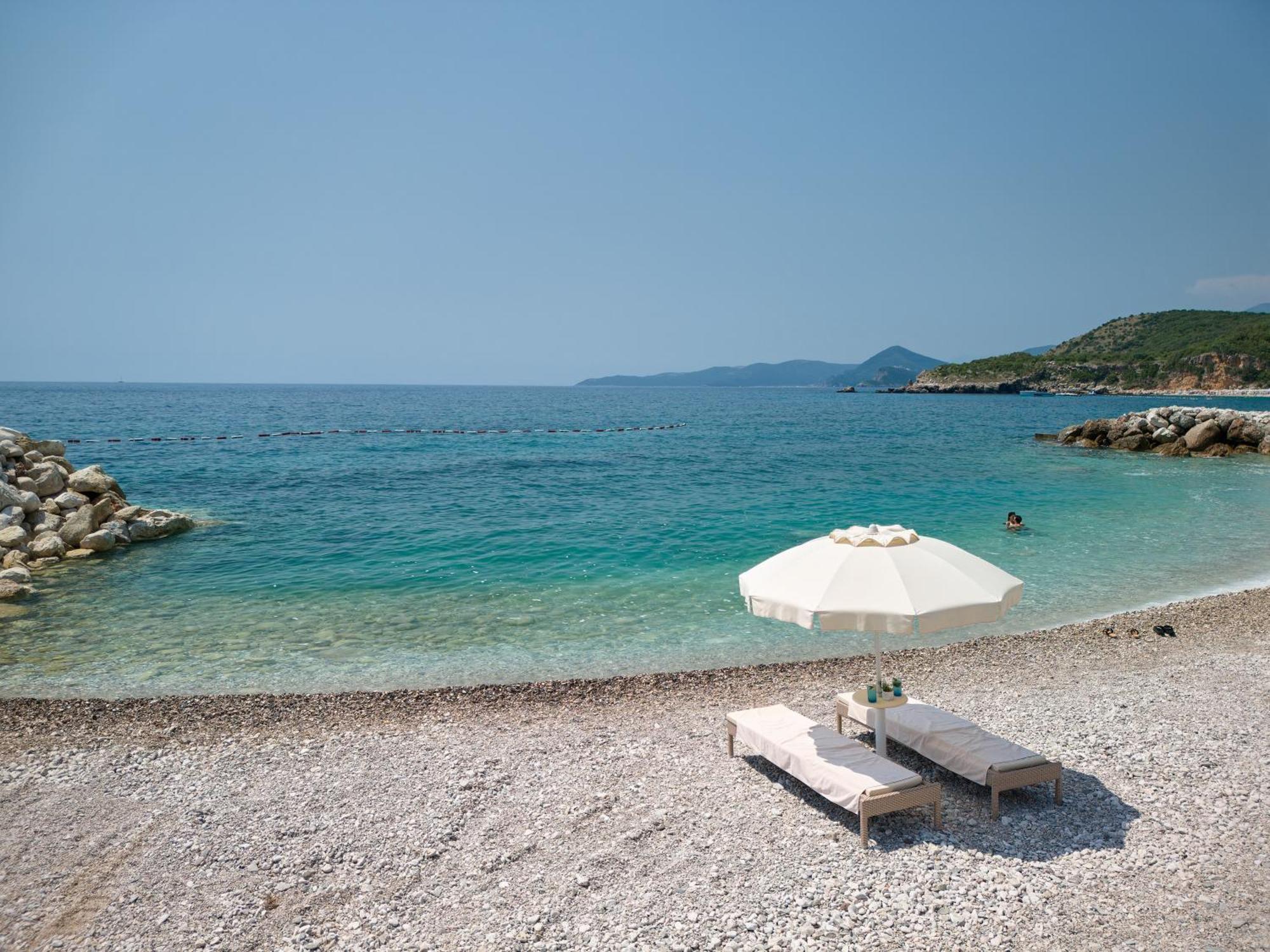 Ananti Resort, Residences & Beach Club - The Leading Hotels Of The World Sveti Stefan Esterno foto